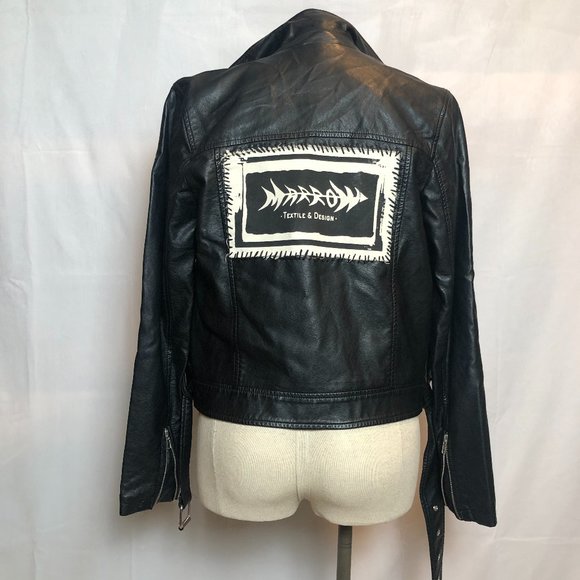 Forever 21 Jackets & Blazers - FOREVER 21 Black " Leather ”Jacket Added On Back Patch Size M